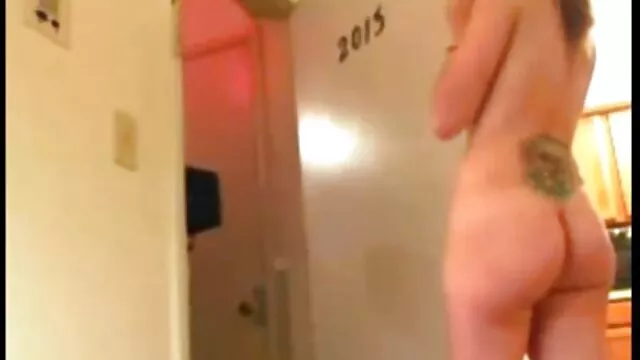 Minggu Lalu Di London, Jam 4: 00. Part II, Sungai-London 720p free asian bokep